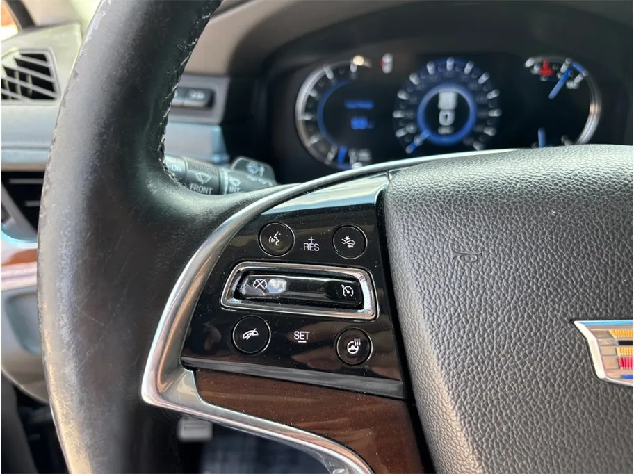 Cadillac Escalade photo 27