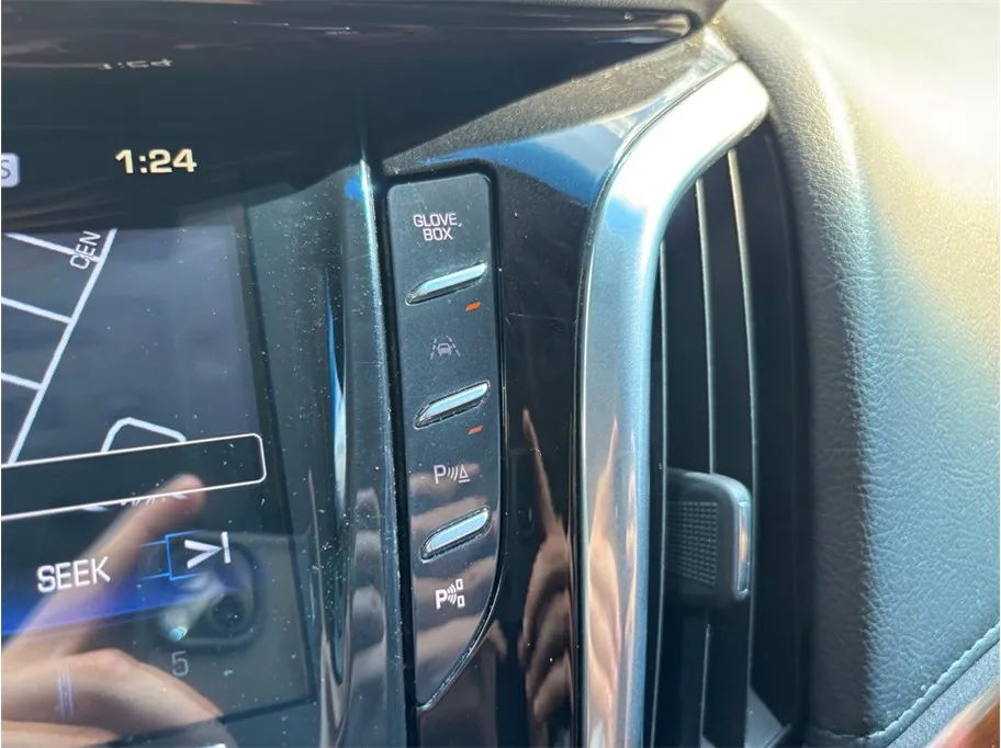 Cadillac Escalade photo 35