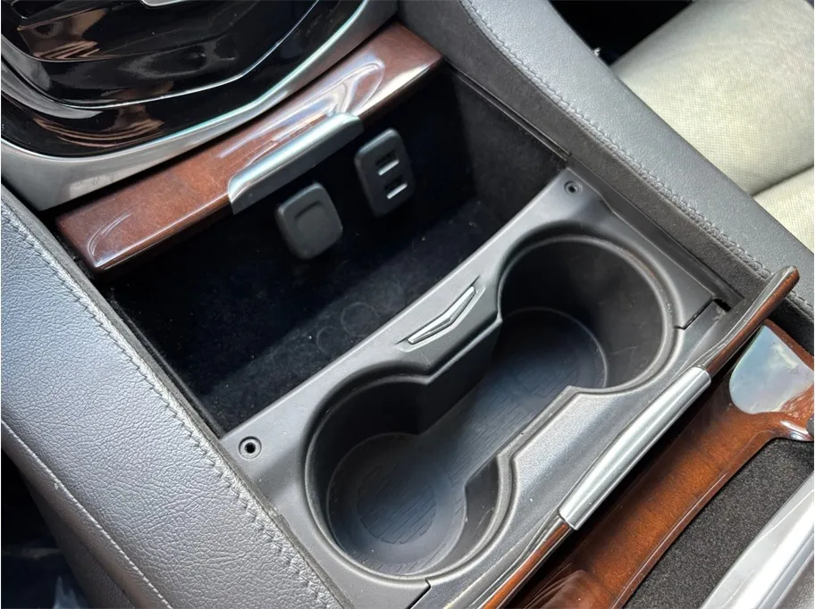 Cadillac Escalade photo 36