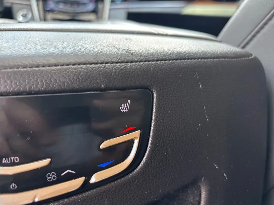 Cadillac Escalade photo 42