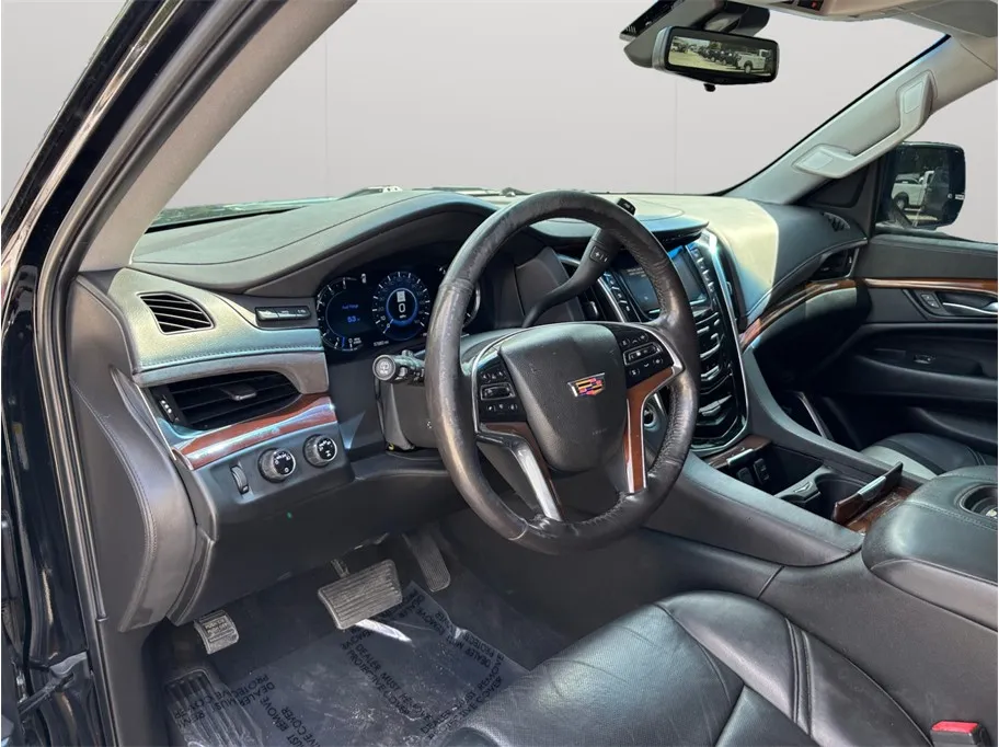 Cadillac Escalade photo 6