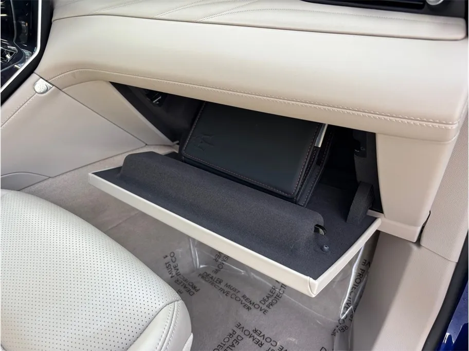 Maserati Grecale photo 49