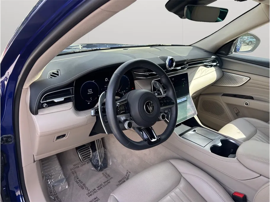 Maserati Grecale photo 6