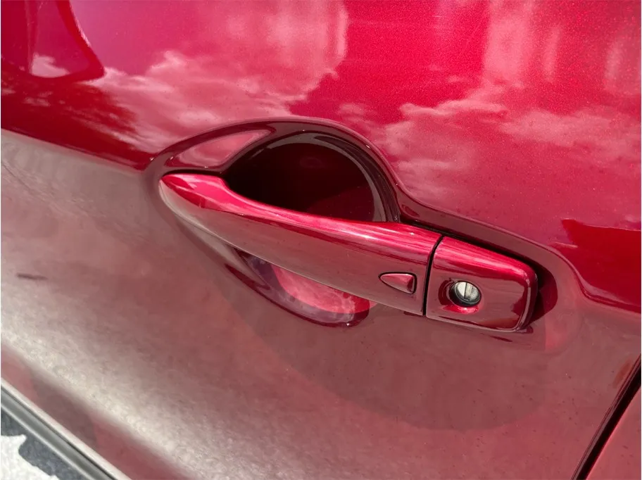 Nissan Rogue Sport photo 15