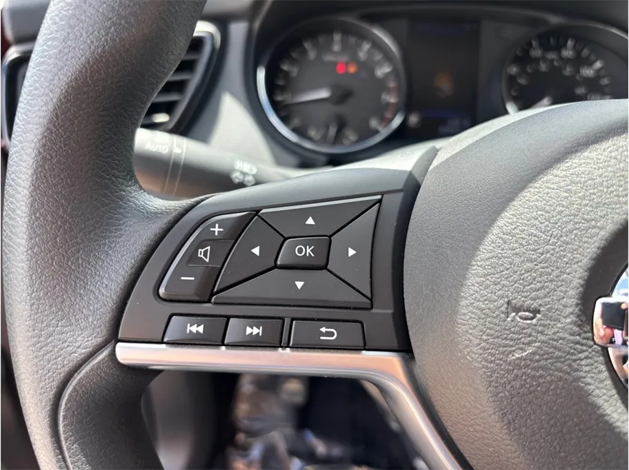 Nissan Rogue Sport photo 23