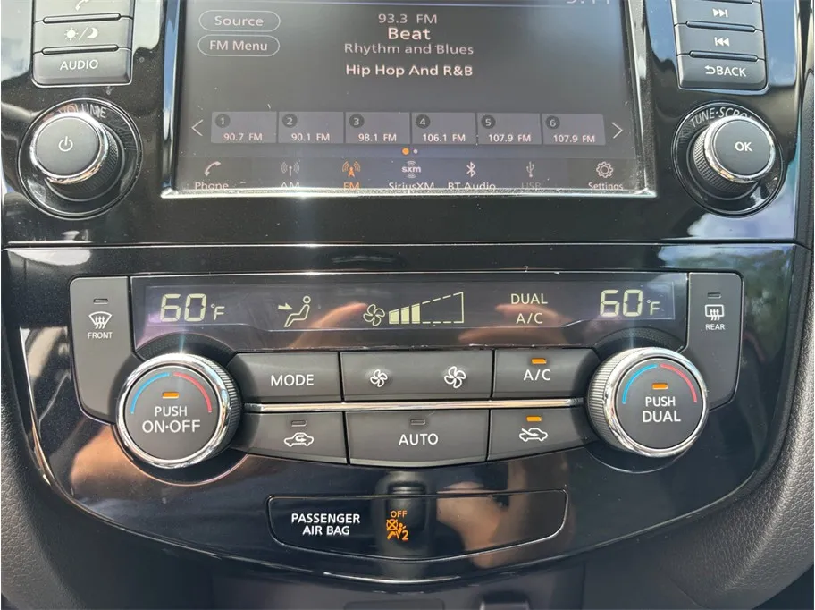 Nissan Rogue Sport photo 28