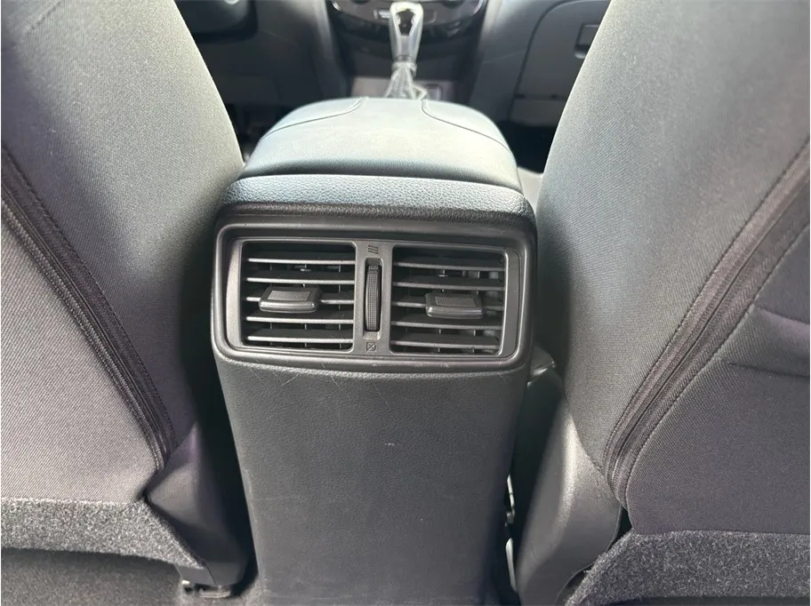 Nissan Rogue Sport photo 34