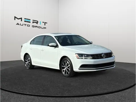 White 2018 Volkswagen Jetta 1.4T SE Sedan 4D for sale in Jacksonville, FL