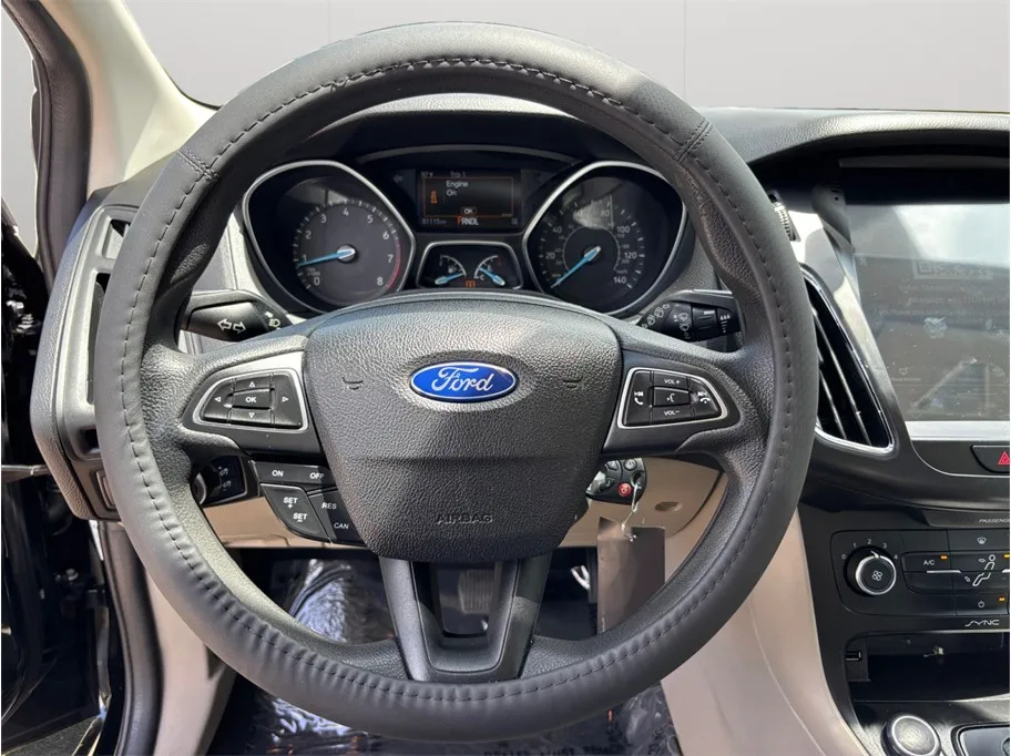 Ford Focus photo 18