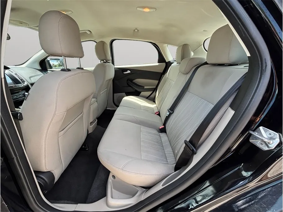 Ford Focus photo 27