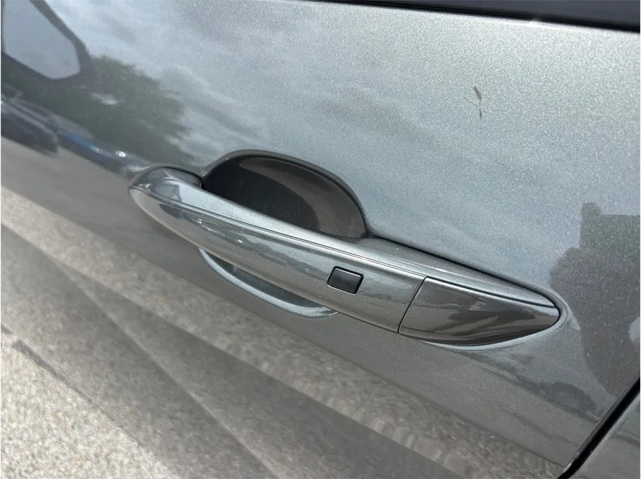 Hyundai Elantra photo 16