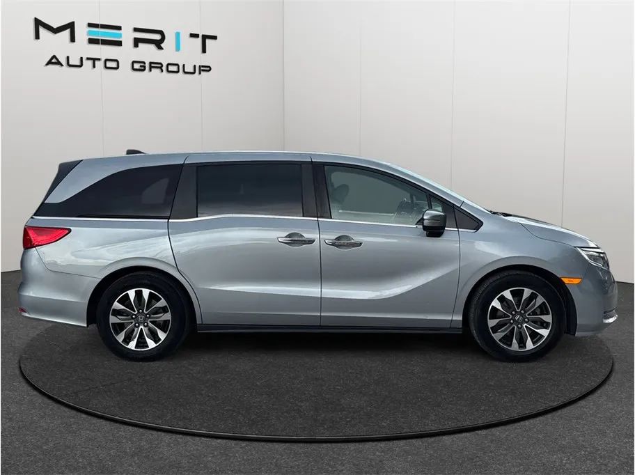 Honda Odyssey photo 10