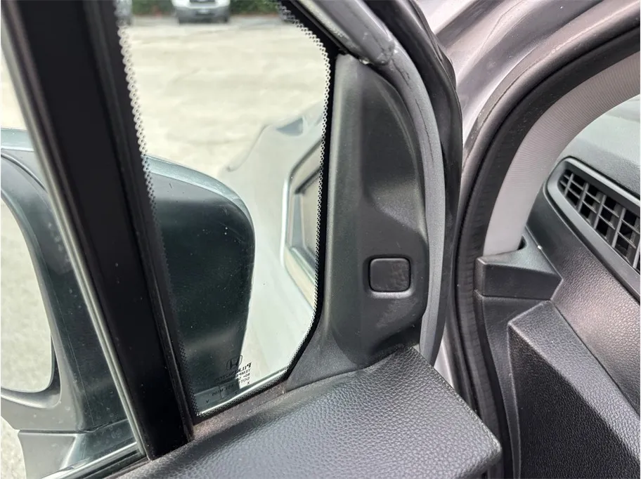 Honda Odyssey photo 14