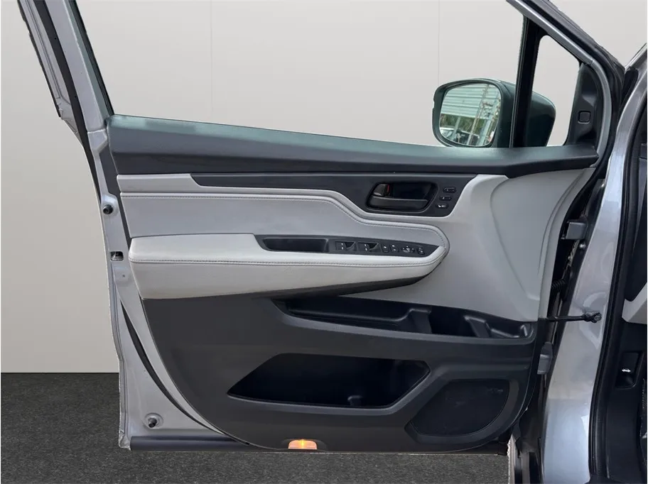 Honda Odyssey photo 16