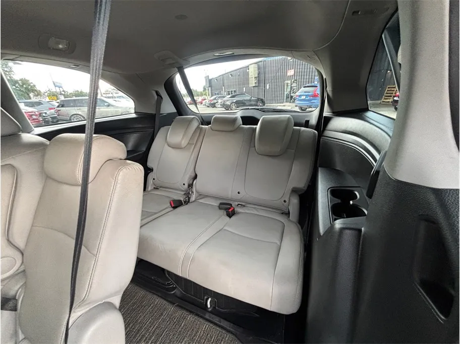 Honda Odyssey photo 36