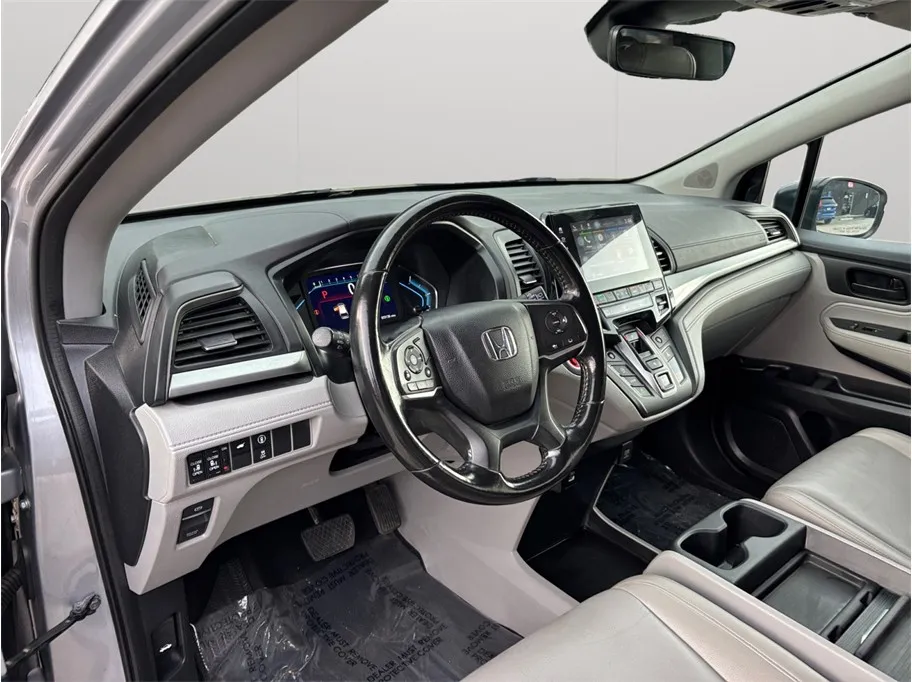 Honda Odyssey photo 6