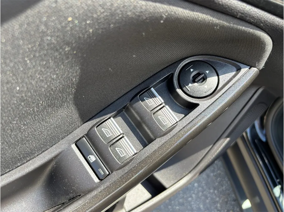 Ford Focus photo 18