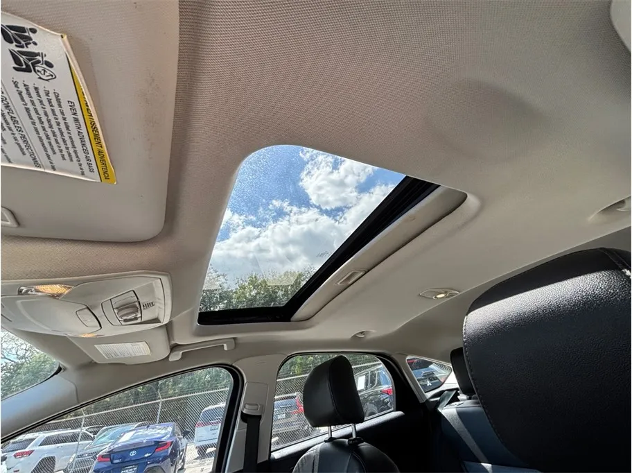 Ford Focus photo 31