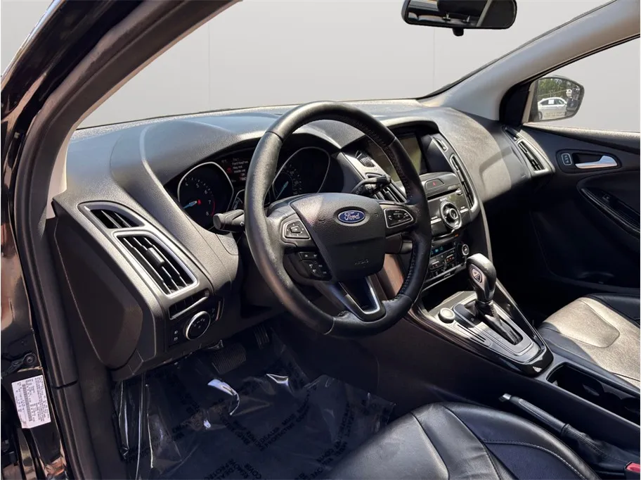 Ford Focus photo 6