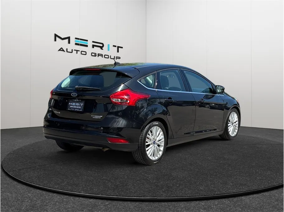 Ford Focus photo 9