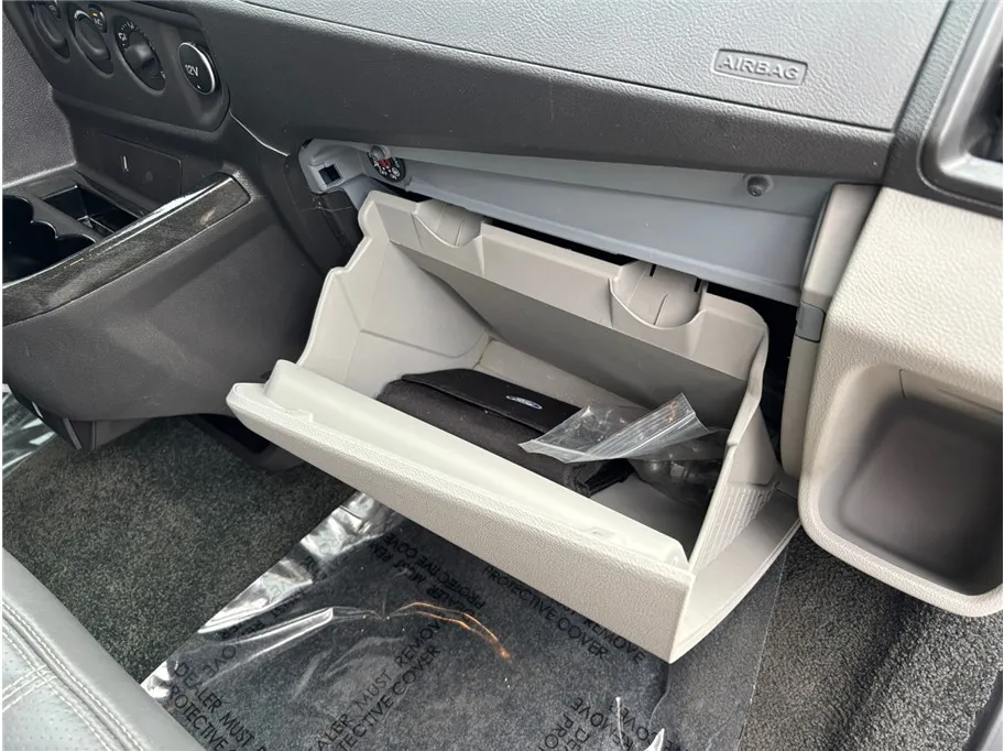 Ford Transit-150 photo 43