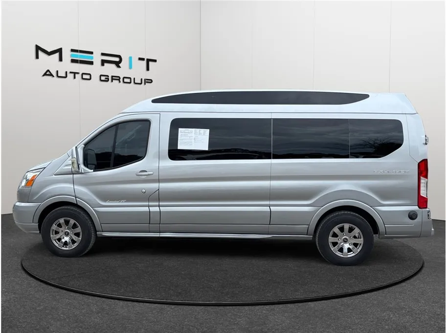 Ford Transit-150 photo 5