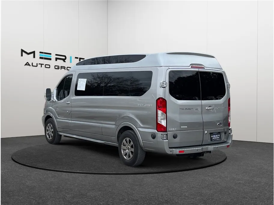 Ford Transit-150 photo 7