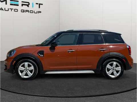 More photos of 2017 MINI Countryman Cooper Hatchback 4D at Merit Auto Group Atlantic, FL