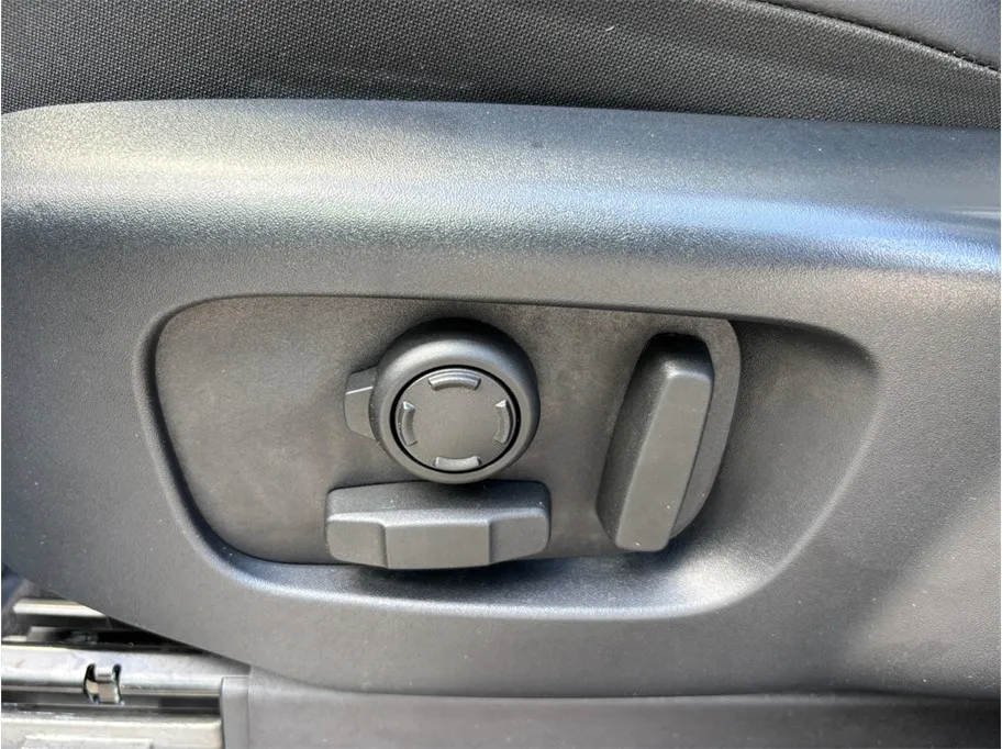 Land Rover Discovery photo 23