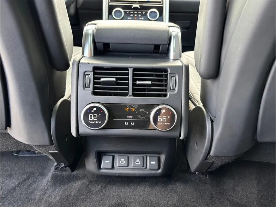 Land Rover Discovery photo 46