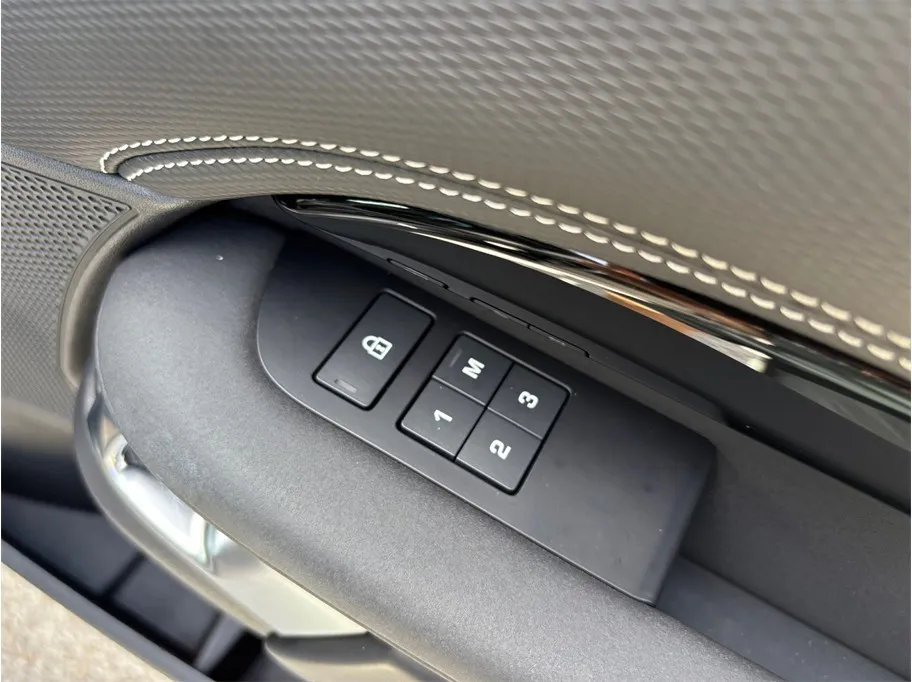 Land Rover Discovery photo 55