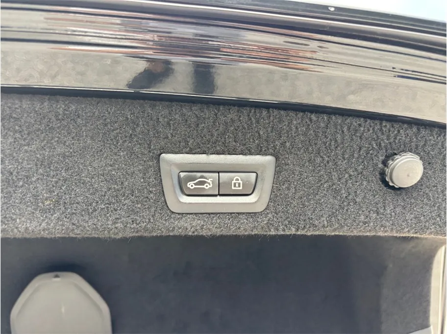 BMW 7 Series photo 52