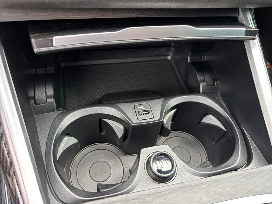 BMW 3 Series photo 39