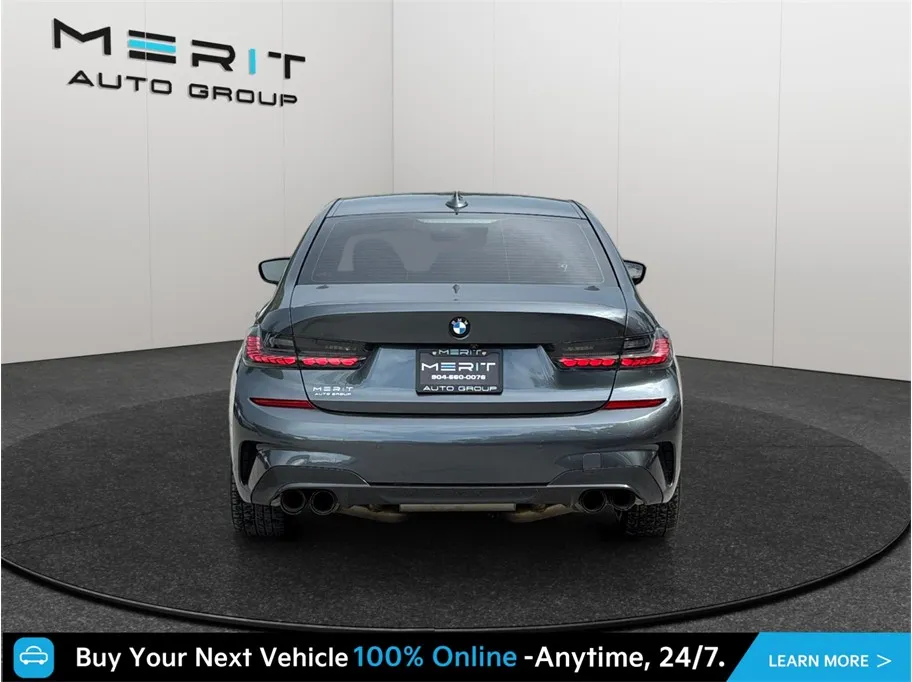 BMW 3 Series photo 8