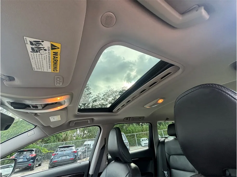 2016 Volvo XC70 34