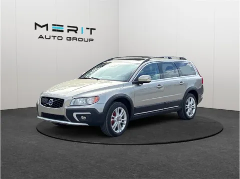 More photos of 2016 Volvo XC70 T5 Platinum Wagon 4D at Merit Auto Group Atlantic, FL