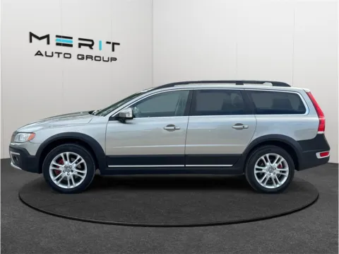 More photos of 2016 Volvo XC70 T5 Platinum Wagon 4D at Merit Auto Group Atlantic, FL