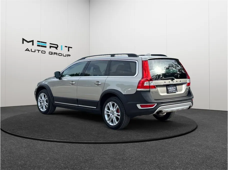 2016 Volvo XC70 8