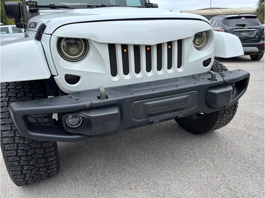 Jeep Wrangler photo 13