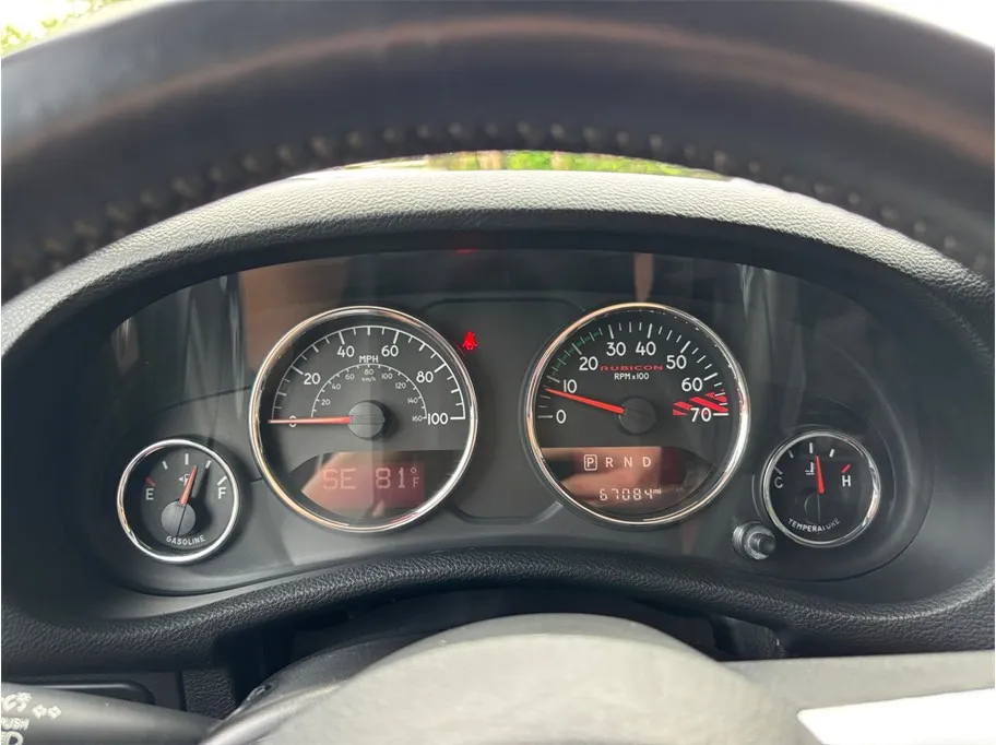 Jeep Wrangler photo 18