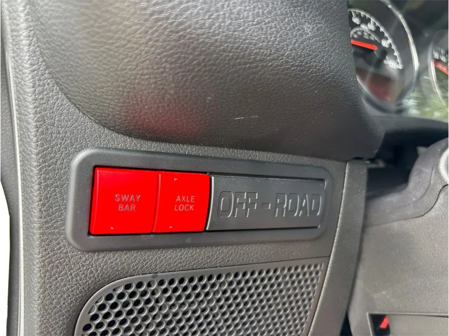 Jeep Wrangler photo 26