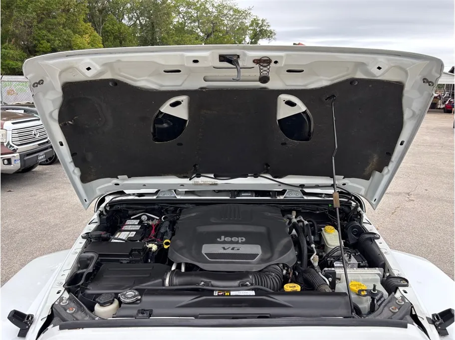 Jeep Wrangler photo 39