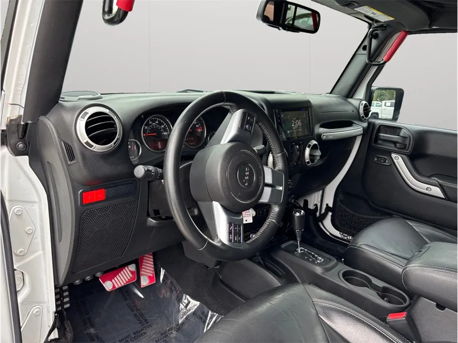 Jeep Wrangler photo 6