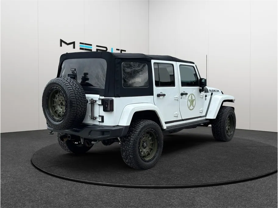 Jeep Wrangler photo 9