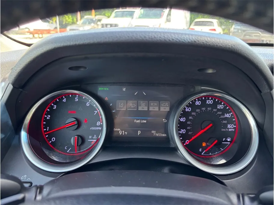 Toyota Camry photo 23