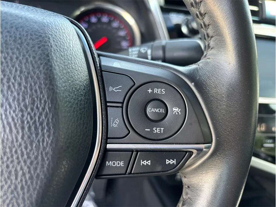 Toyota Camry photo 26