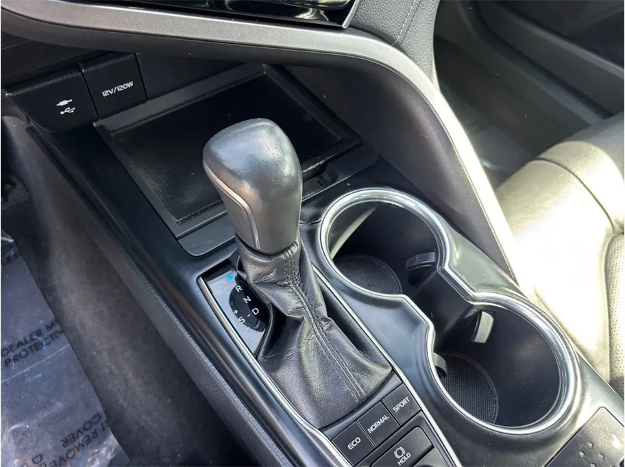 Toyota Camry photo 32