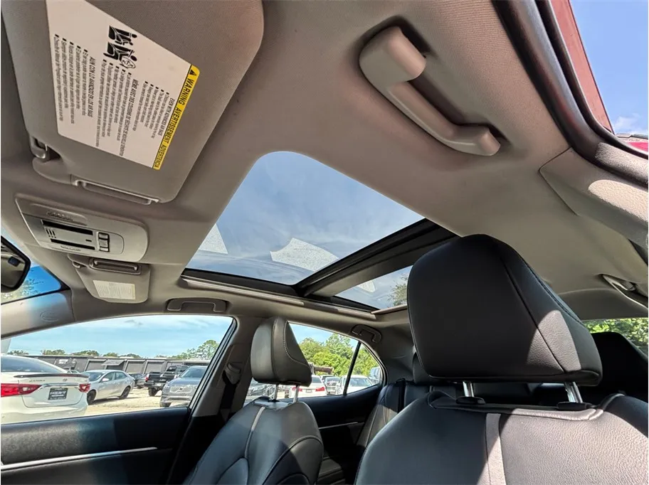 Toyota Camry photo 33