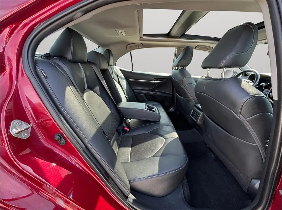 Toyota Camry photo 38