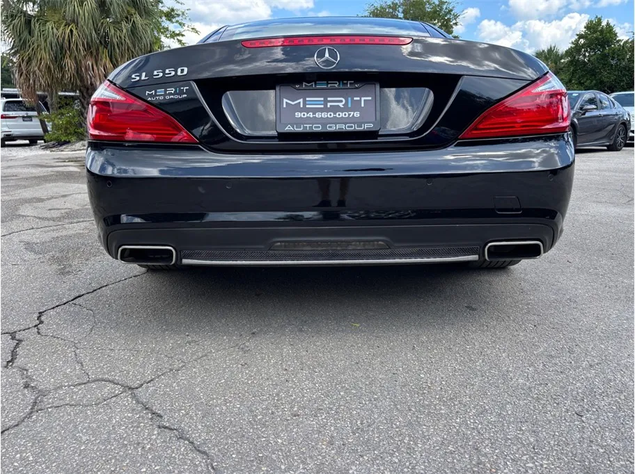 Mercedes-Benz SL-Class photo 14